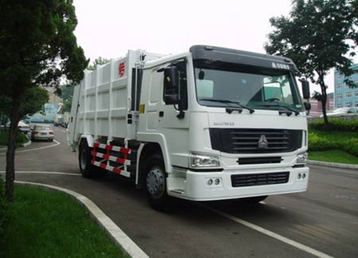 HOWO 12m³ Rear-Loading Compressed Refuse Truck
