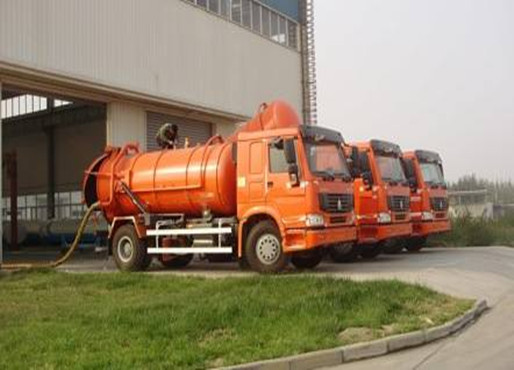 HOWO 8m3 Sewage Suction Truck